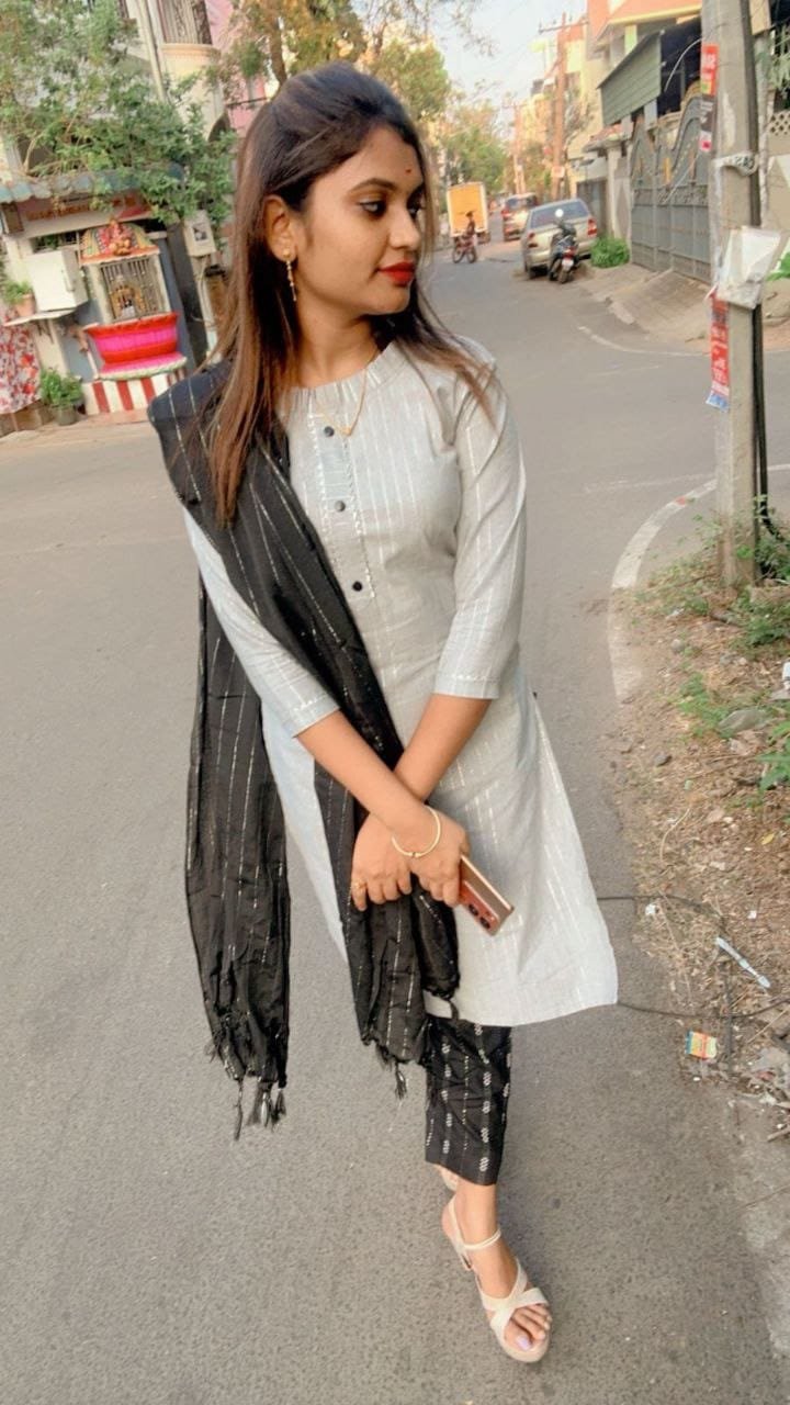 Best low price💸1hr 900✔️2hr❤️ 1500💸3hr 2000💸full night 3000💸Full day❤️‍🩹3000🥀Home service 🏠 Hotel service 🥀Full Safe an 🥀 Security 💯Full enj image 3