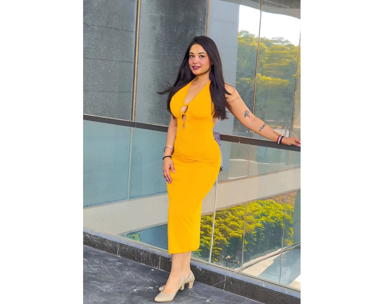  Low price beautiful escort hot high quality products classic  models 24/7 available image 1